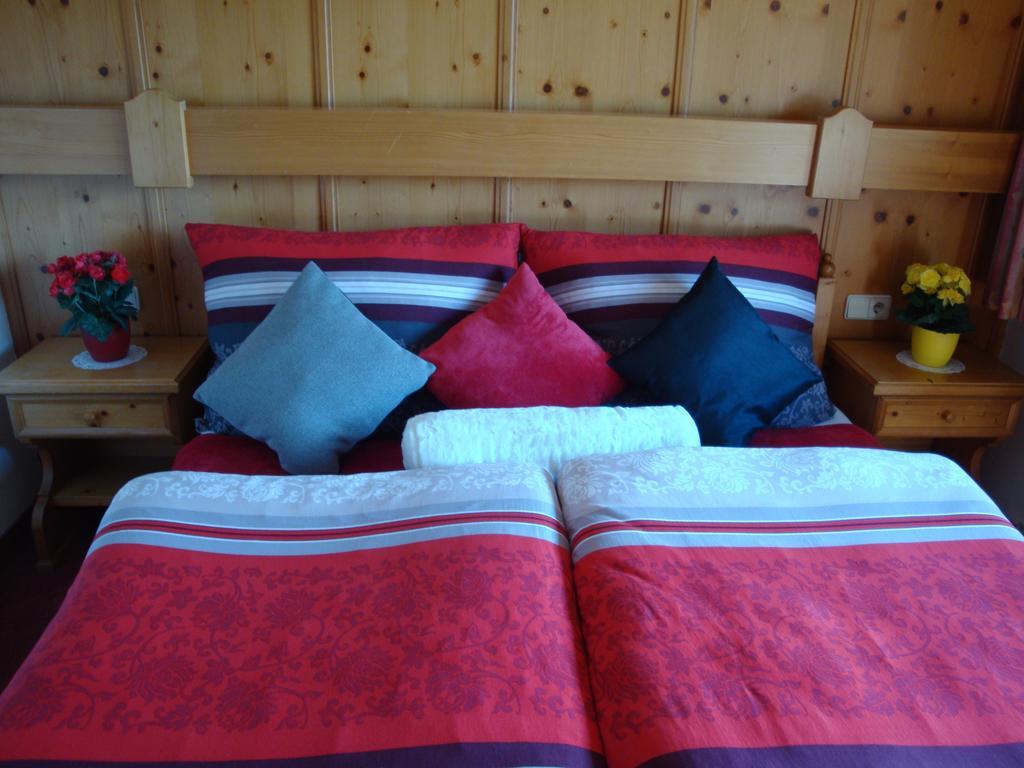 Appartementhaus Kaltenbach-Stumm By Piaunddirk Room photo